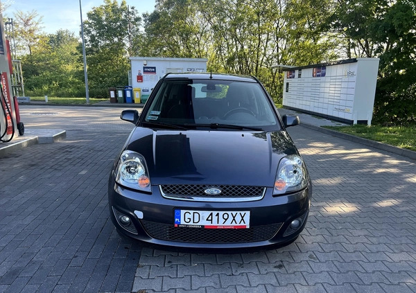 Ford Fiesta cena 10900 przebieg: 203000, rok produkcji 2006 z Gdańsk małe 379